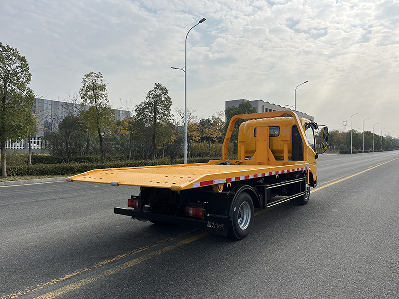 国六蓝牌重汽豪沃全落地清障车（重载型）